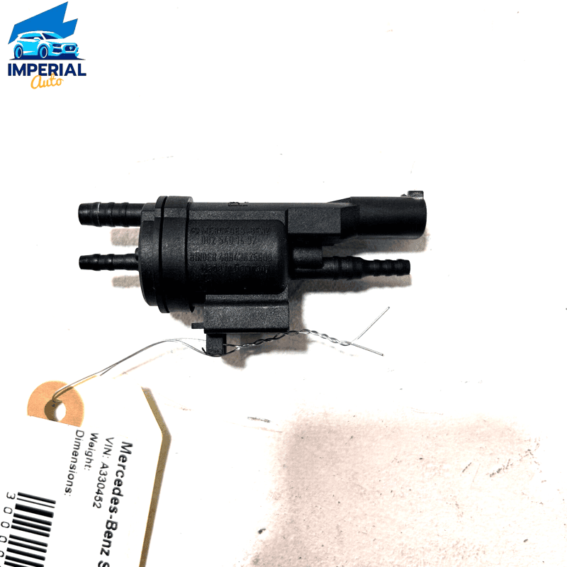 2010 Mercedes S550 Front Headrest Vacuum Valve OEM