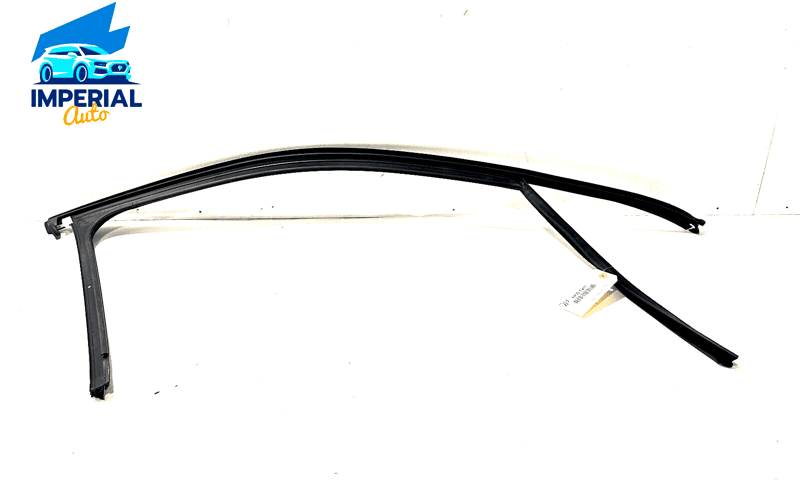 2011-18 PORSCHE CAYENNE FRONT LEFT DRIVER SIDE WINDOW GLASS RUN CHANEL SEAL