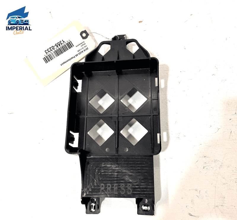 AUDI A6 2018 PREMIUM VOLTAGE STABILIZER CONTROL MODULE UNIT HOLDER BRACKET 