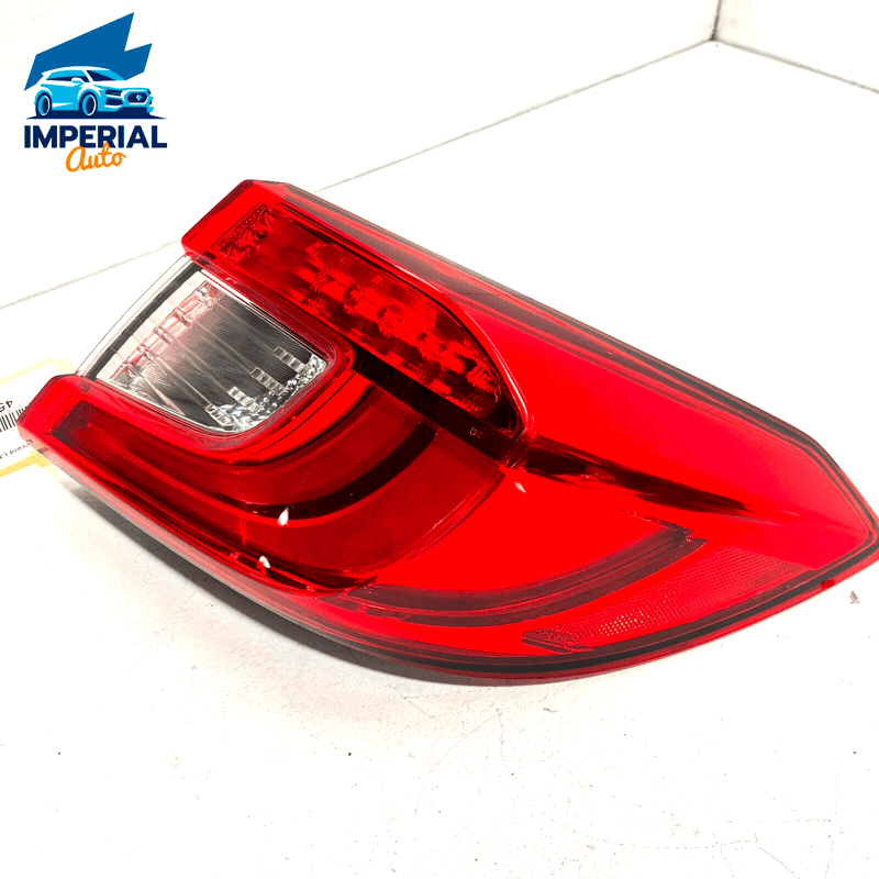 2018 - 2020 HONDA ACCORD REAR RIGHT PASSENGER SIDE OUTER TAIL LIGHT LAMP OE