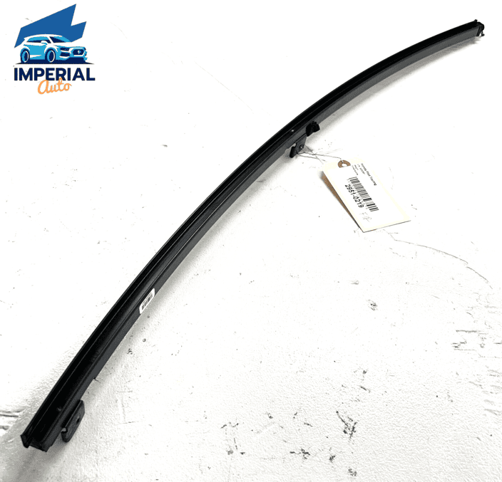 2016 - 2018 HONDA PILOT REAR RIGHT PASSENGER DOOR WINDOW GLASS SASH CHANNEL