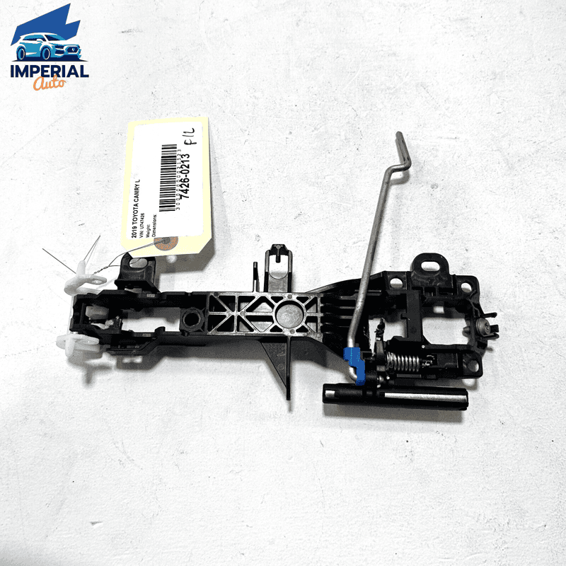 18-23 TOYOTA CAMRY FRONT LEFT DRIVER SIDE DOOR EXTERIOR HANDLE BASE BRACKET