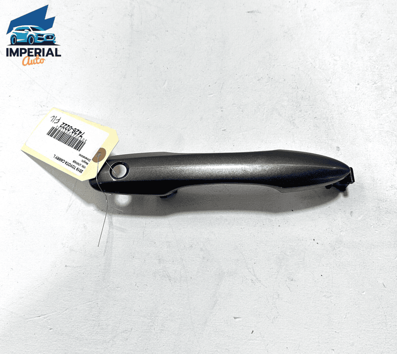 18-23 TOYOTA CAMRY FRONT LEFT DRIVER SIDE DOOR EXTERIOR HANDLE OEM - 1H1 -