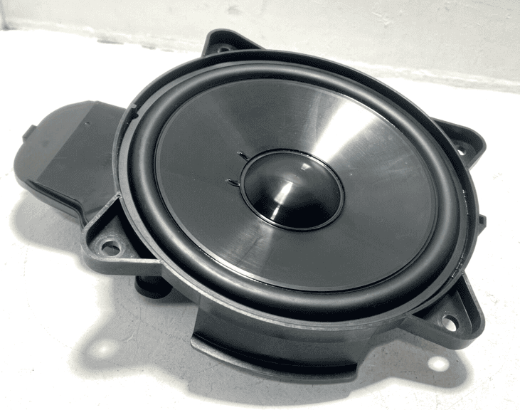 HONDA PILOT 2016-2018 REAR SUBWOOFER SUB WOOFER SPEAKER BASS BOX OEM