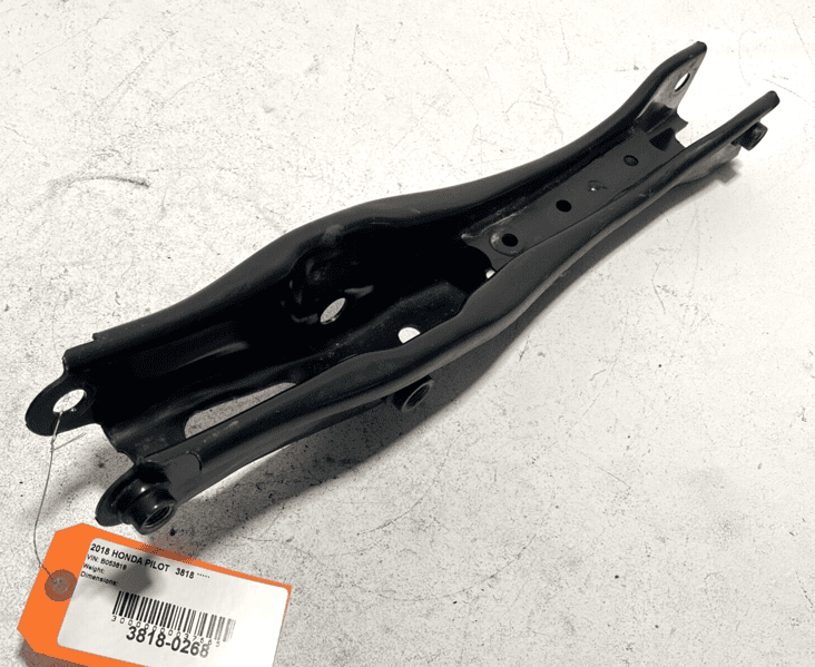 2016-2021 HONDA PILOT REAR RIGHT LOCATING STRUT MOUNT LOWER CONTROL ARM OEM