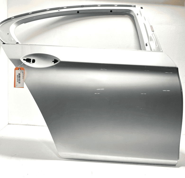 2011 - 2016 BMW 535i F10 REAR RIGHT PASSENGER SIDE DOOR SHELL PANEL OEM *A8