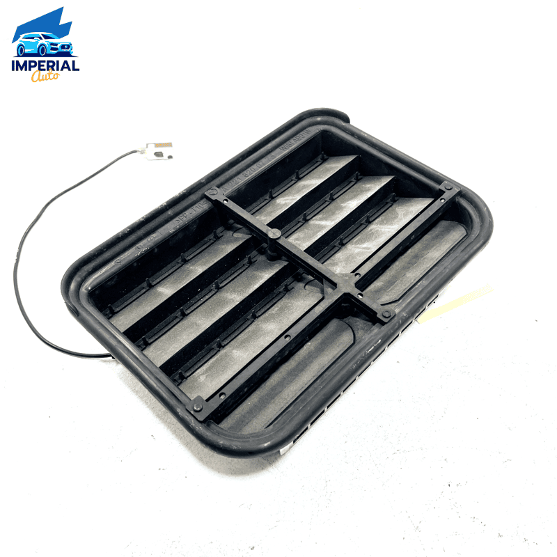 07-17 MERCEDES W221 REAR RIGHT OR LEFT FLOOR ANTENNA PRESSURE OUTLET VENT O