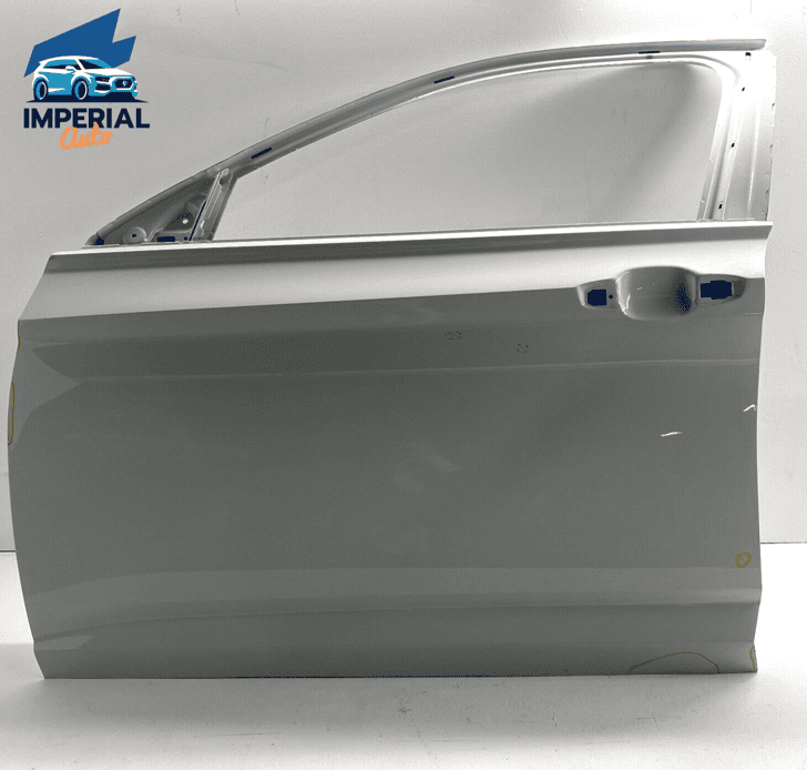 VOLKSWAGEN JETTA FRONT LEFT DRIVER SIDE DOOR SHELL PANEL OEM 0Q0Q WHITE 201