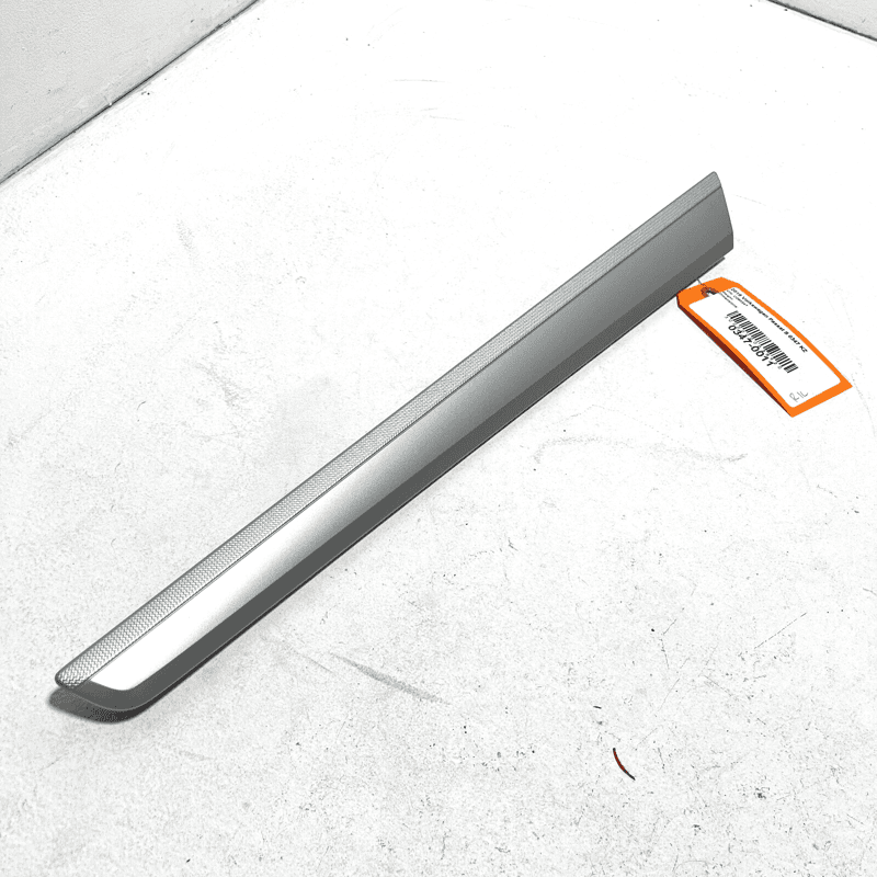 VOLKSWAGEN PASSAT 2012-2019 REAR DRIVER SIDE DOOR PANEL MOLDING TRIM COVER 