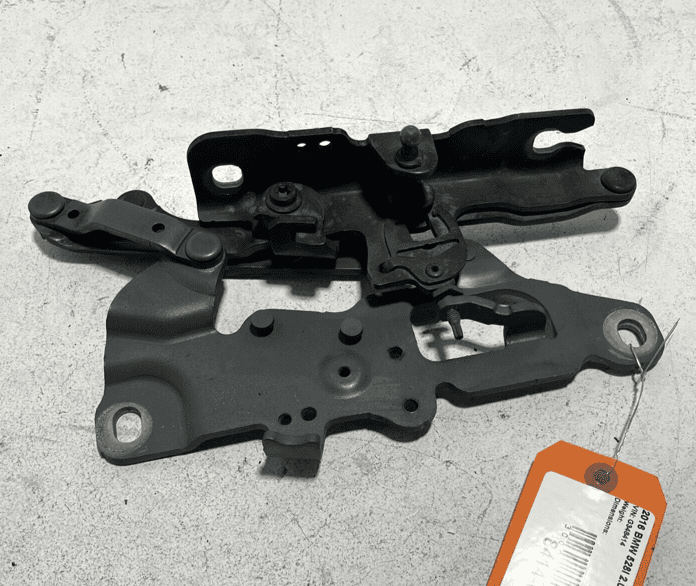 2012-2013-2014-2015-2016 BMW 528I HOOD HINGE LEFT DRIVER OEM