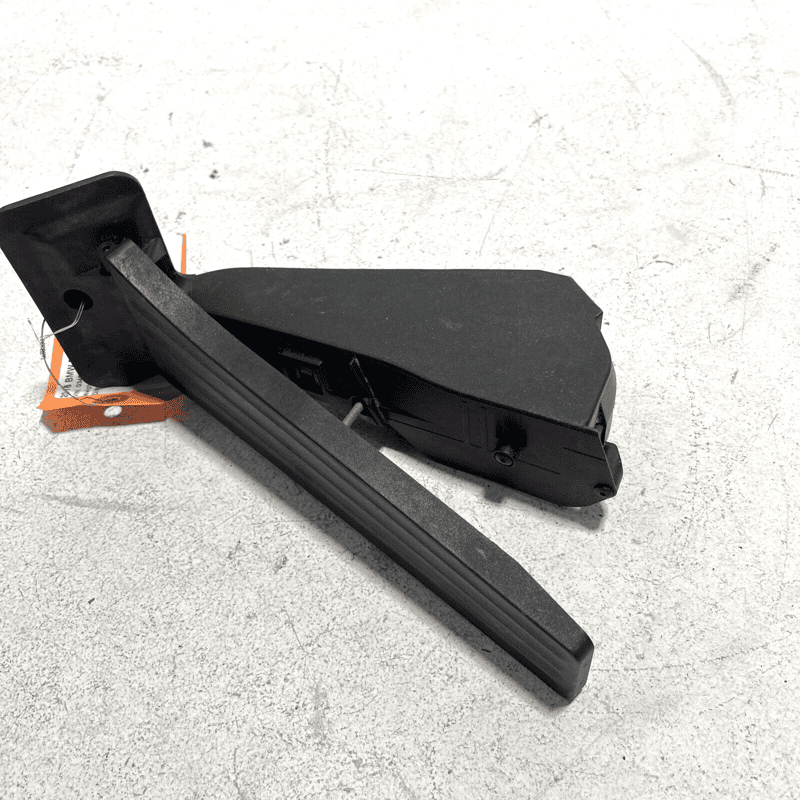 2008-2016 BMW 528i FLOOR GAS ACCELERATOR PEDAL OEM