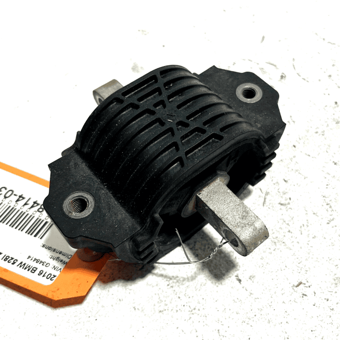 2011-2016 BMW 528i F10 RWD AUTOMATIC TRANSMISSION MOUNT BRACKET 1 PCS OEM