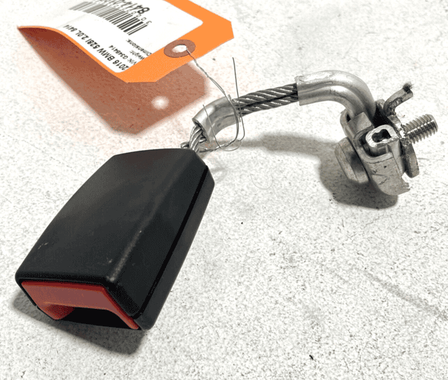2011-2016 BMW 528i SEAT BELT BUCKLE LATCH REAR LEFT DRIVER SIDE OEM