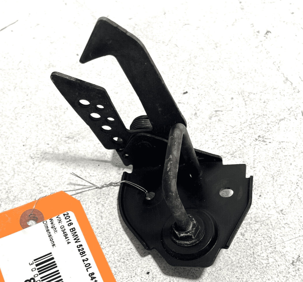 2011-2016 BMW 528i HOOD BONNET LEFT SIDE LOCK CATCH LATCH & STRIKER OEM