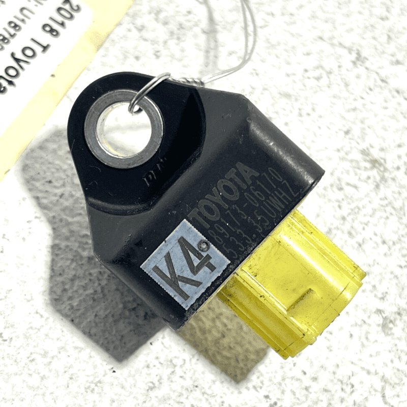 18-22 Toyota Camry SE Front Right Or Left Door Impact Crash Pressure Sensor
