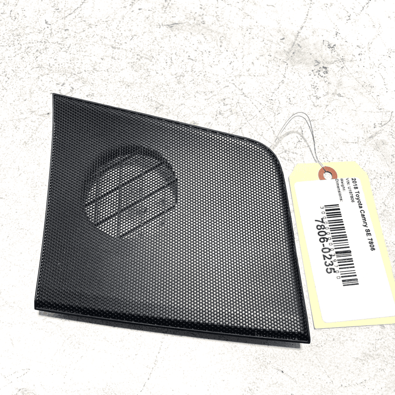 2018-2023 Toyota Camry SE Dash Dashboard Passenger Side Speaker Grille Cove