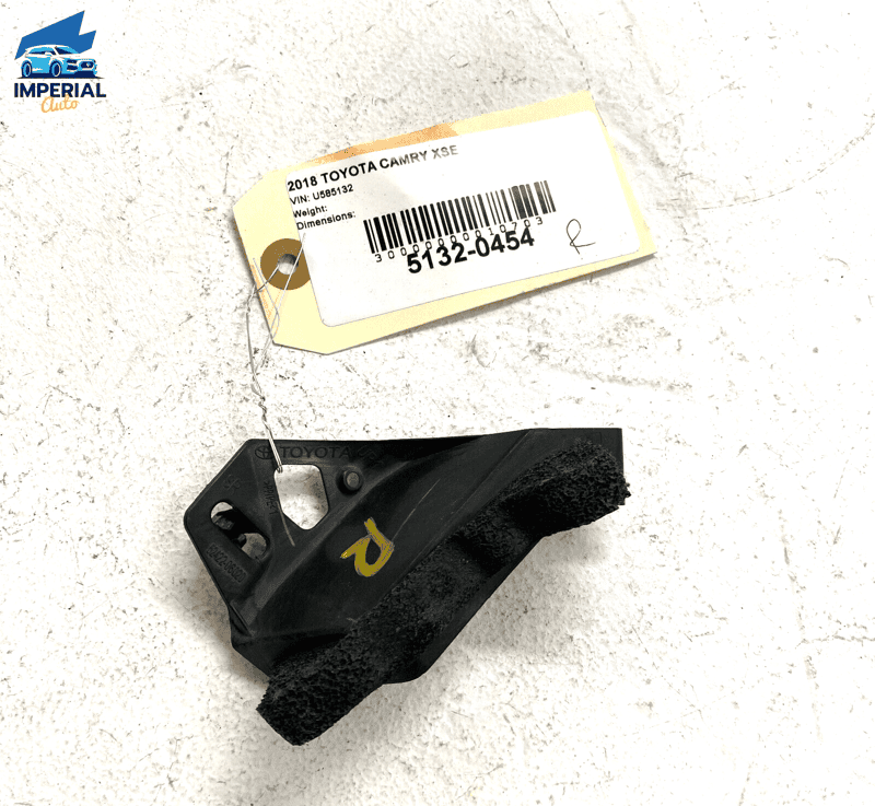 Front Right Passenger Bumper Cover Insulator Pad OEM Toyota Camry XSE SE 20