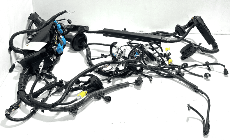 2018-20 TOYOTA CAMRY SE 2.5L ENGINE BAY ROOM WIRE WIRING HARNESS & FUSE BOX