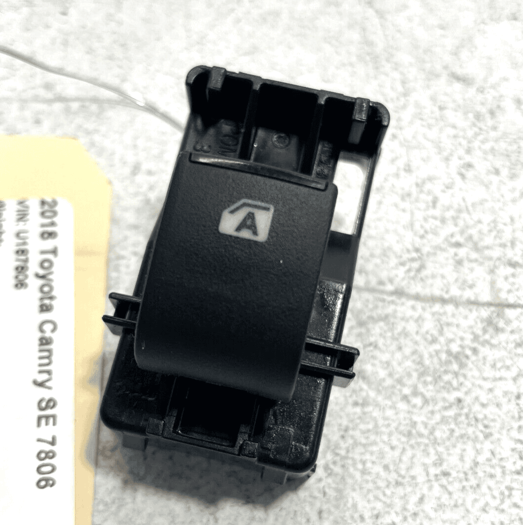 2018-2020 TOYOTA CAMRY SE REAR LEFT SIDE DOOR WINDOW SWITCH OEM