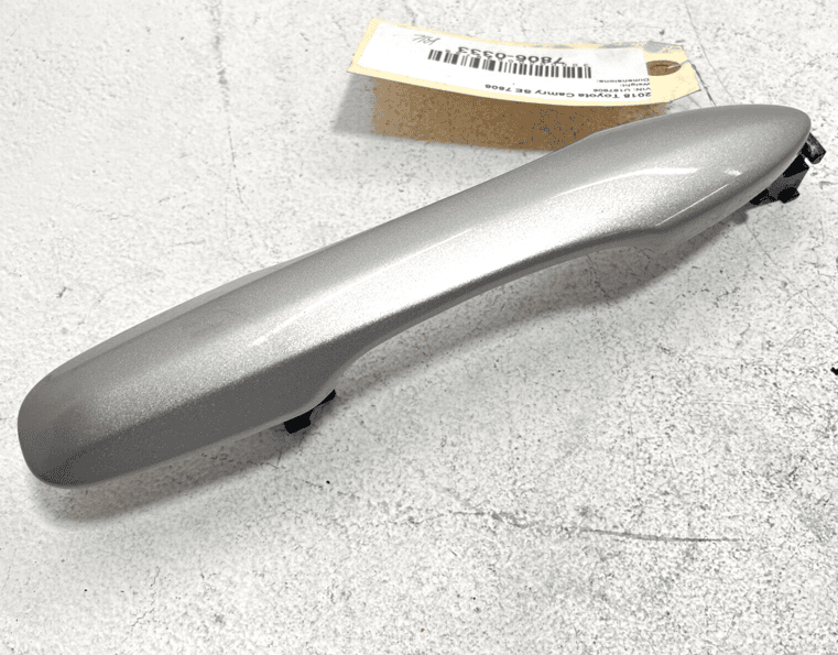 2018-2023 TOYOTA CAMRY SE EXTERIOR DOOR HANDLE REAR LEFT DRIVER SIDE OEM