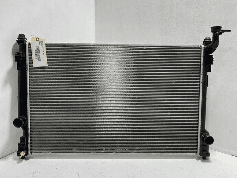 2018-2019-2020-2023 TOYOTA CAMRY SE ENGINE COOLANT COOLING RADIATOR OEM