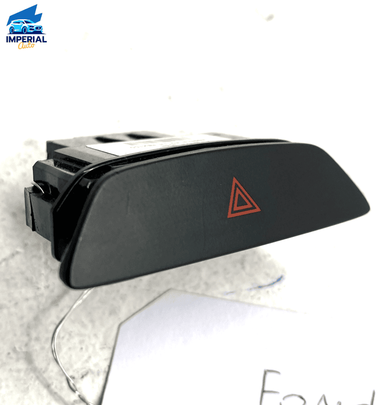 2015-2018 Ford Focus ST Hazard Emergency Light Flasher Warning Switch Butto