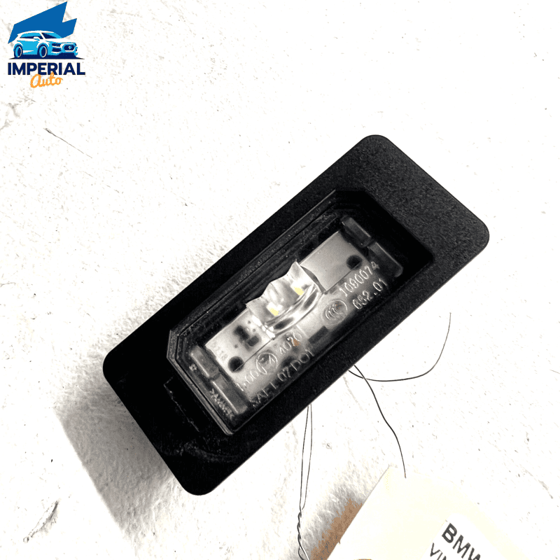 BMW M240xi F23 2017 - 2021 REAR LEFT OR RIGHT SIDE LICENSE PLATE LIGHT LAMP