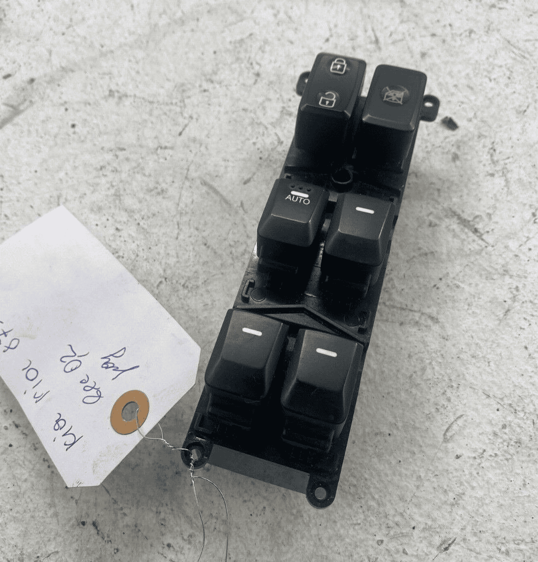 GENUINE 12-17 KIA RIO MASTER POWER WINDOW SWITCH 93570-1W155 OEM