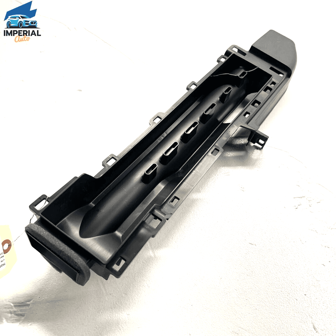 16-21 Honda Pilot Rear Left Driver Door Sill Scuff Plate Cover Lower Bracke