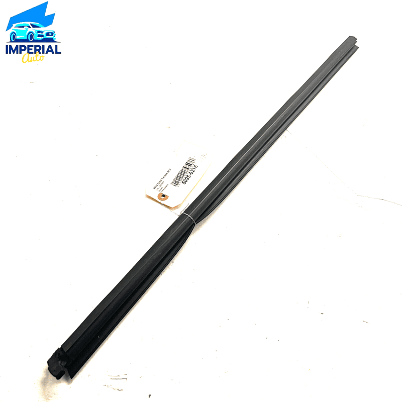 GMC TERRAIN 2018 - 2023 FRONT PASSENGER SIDE DOOR WINDOW INNER BELT SEAL OE