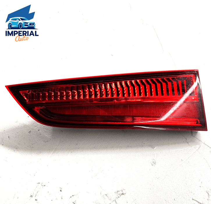2016 - 2018 HONDA PILOT REAR INNER LEFT DRIVER SIDE TAILLIGHT LIGHT LAMP OE