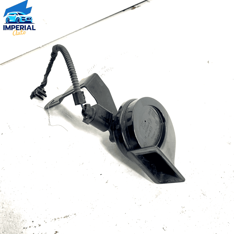 15-18AUDI Q3 FRONT LEFT DRIVER SIDE LOW NOTE TONE HORN SIGNAL OEM 8U0951209