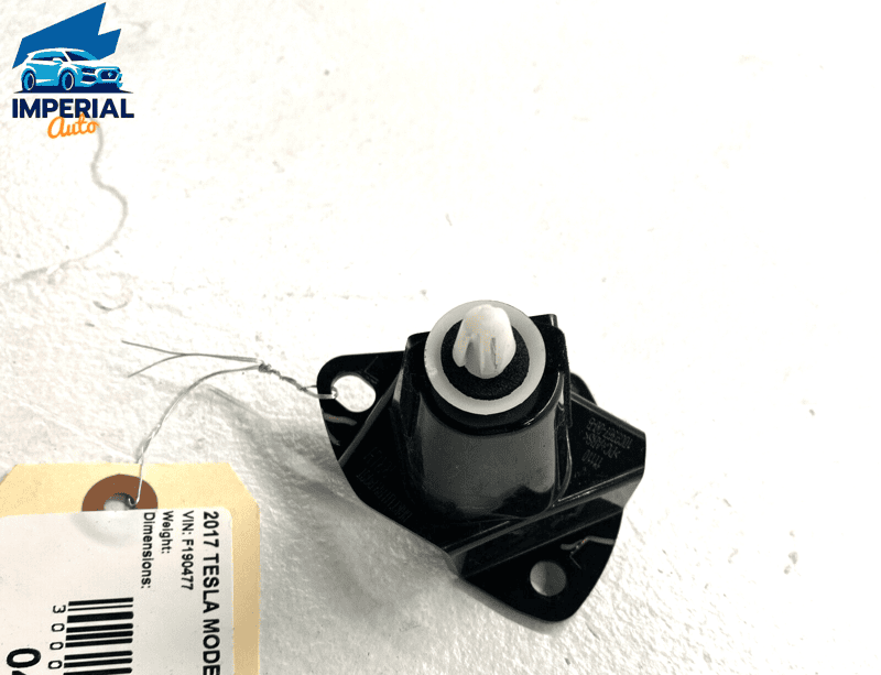 TESLA MODEL S 2012 - 2020 Rear Left Driver Side Plastic Door Card Bracket O