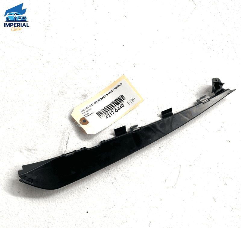 Audi A5 Sportback 18-23 Front Passenger Door Body Weatherstrip Seal Bracket