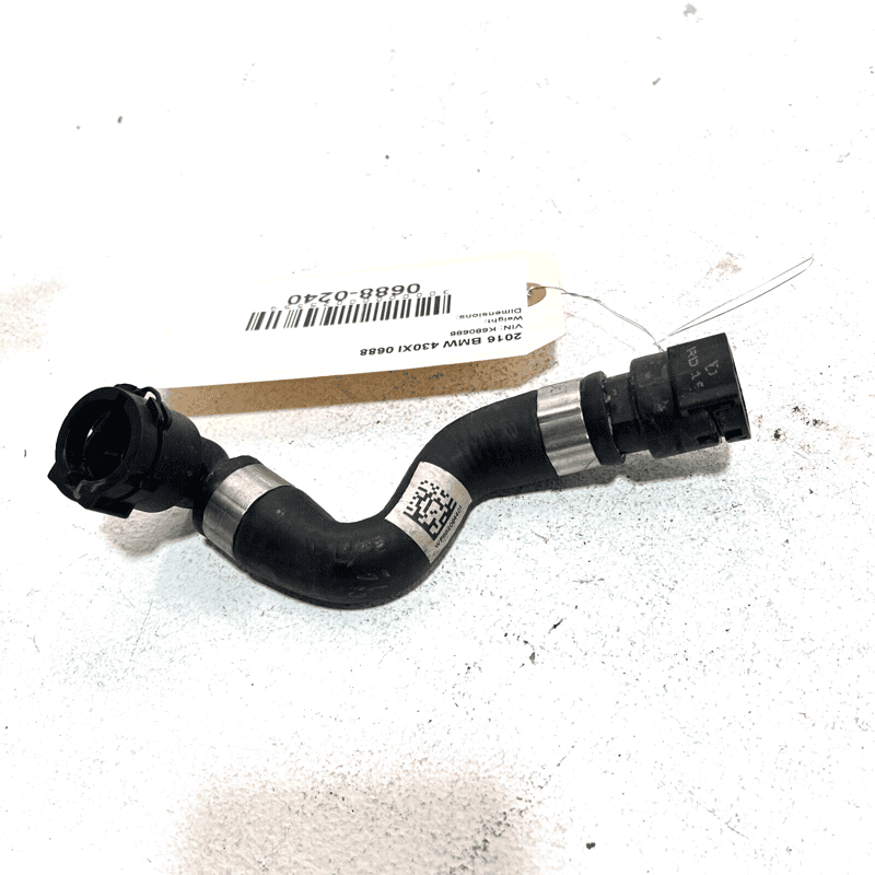 17-20 BMW 430i 440 330i 230i RETURN COOLANT HOSE BETWEEN RADIATOR EXPANSION