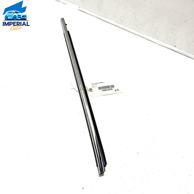 2018-2023 TOYOTA CAMRY REAR RIGHT PASSENGER SIDE DOOR WINDOW BELT MOLDING O