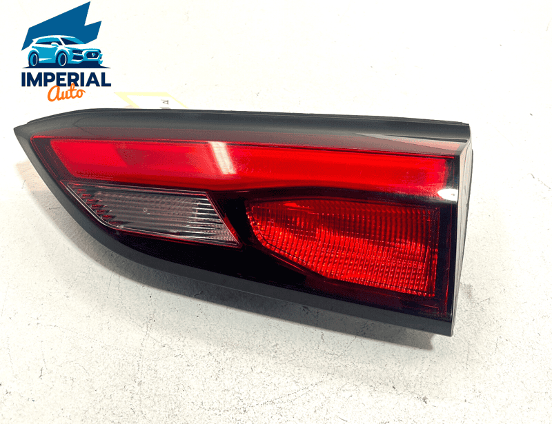 !SCRATCHED! GMC TERRAIN 18-21 REAR RIGHT PASSENGER SIDE INNER TAILLIGHT LAM