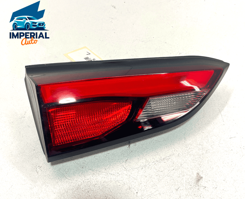 !SCRATCHED! GMC TERRAIN 2018-2021 REAR LEFT DRIVER SIDE INNER TAILLIGHT LAM