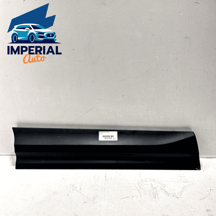 2018-2023 GMC TERRAIN FRONT LEFT DRIVER SIDE DOOR LOWER MOLDING COVER TRIM 