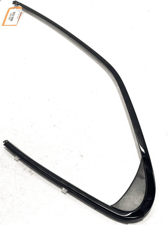 2018-23 TOYOTA CAMRY XSE REAR LEFT DRIVER SIDE DOOR WINDOW UPPER MOLDING OE