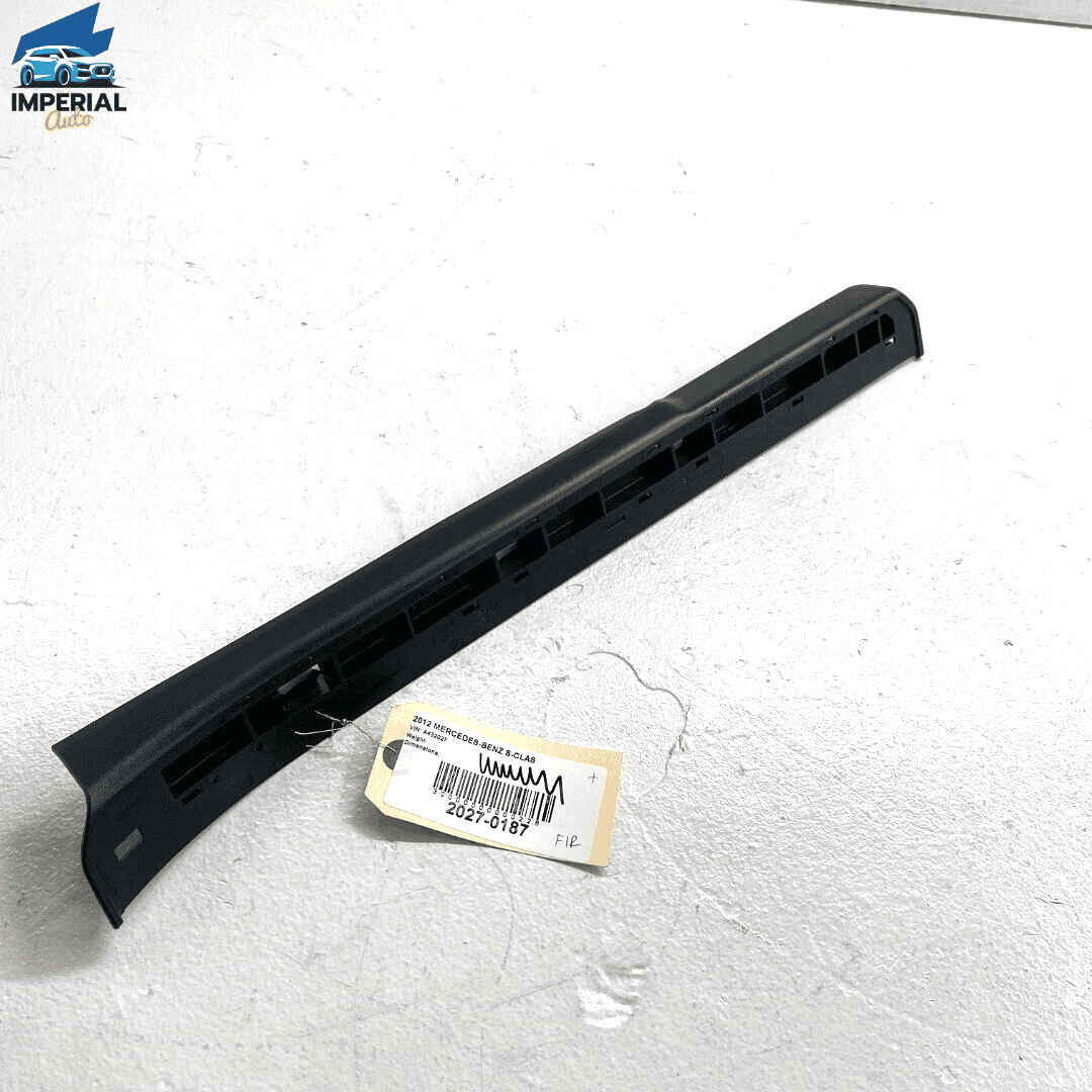 07-13 Mercedes S550 Front Passenger Door Sill Scuff Plate Base Trim Bracket