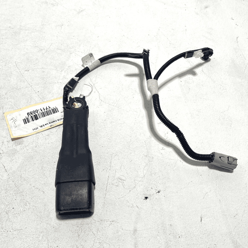 Front Left Driver Side Seat Belt Seatbelt Buckle TOYOTA CAMRY 2018-2023 OEM