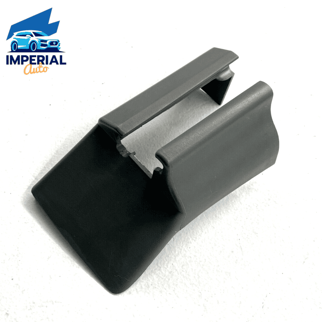 Mercedes X164 GL Front Right Passenger Seat Track Corner Trim OEM 2007 - 20