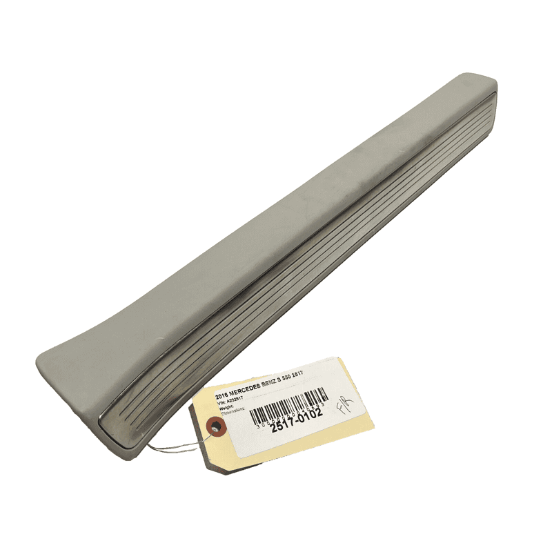 2014-2017 MERCEDES S550 W222 FRONT PASSENGER SIDE DOOR SILL STEP SCUFF PLAT