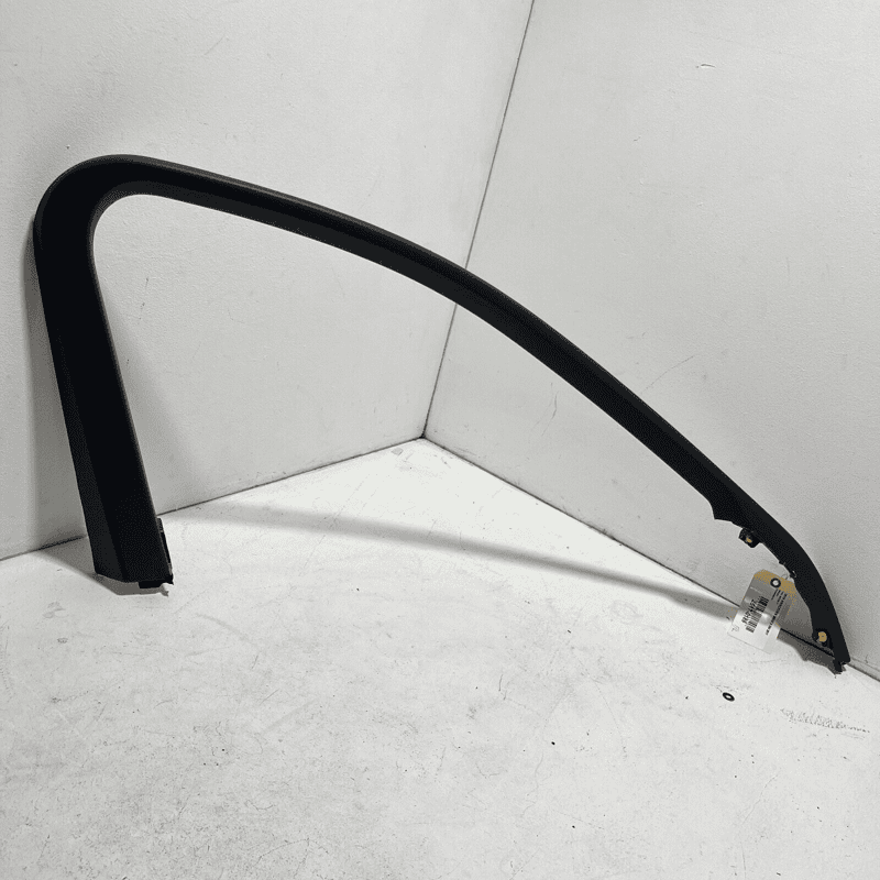 2014-2017 MERCEDES S550 W222 FRONT LEFT DRIVER SIDE DOOR WINDOW FRAME COVER