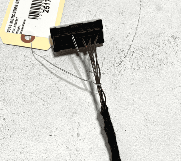 2014 Mercedes S550 Floor Block Distributor Wire Connector Connection OEM