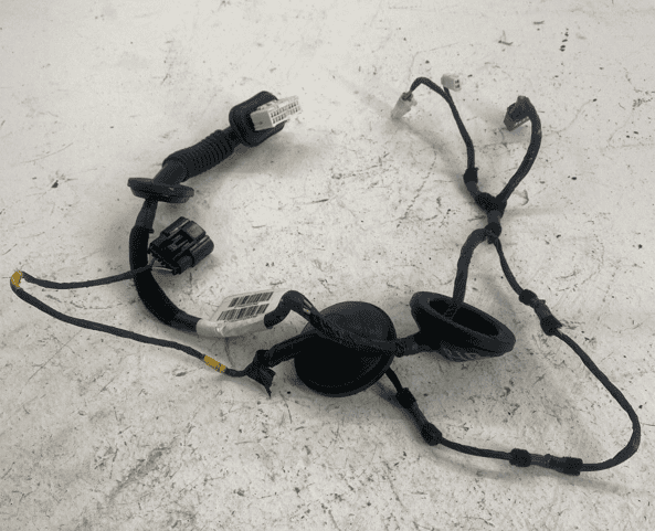 GENUINE 11-16 HYUNDAI ELANTRA REAR RIGHT PASSANGER DOOR WIRE HARNESS OEM GENUINE 11-16 HYUNDAI ELANTRA REAR RIGHT PASSANGER DOOR WIRE HARNESS OEM