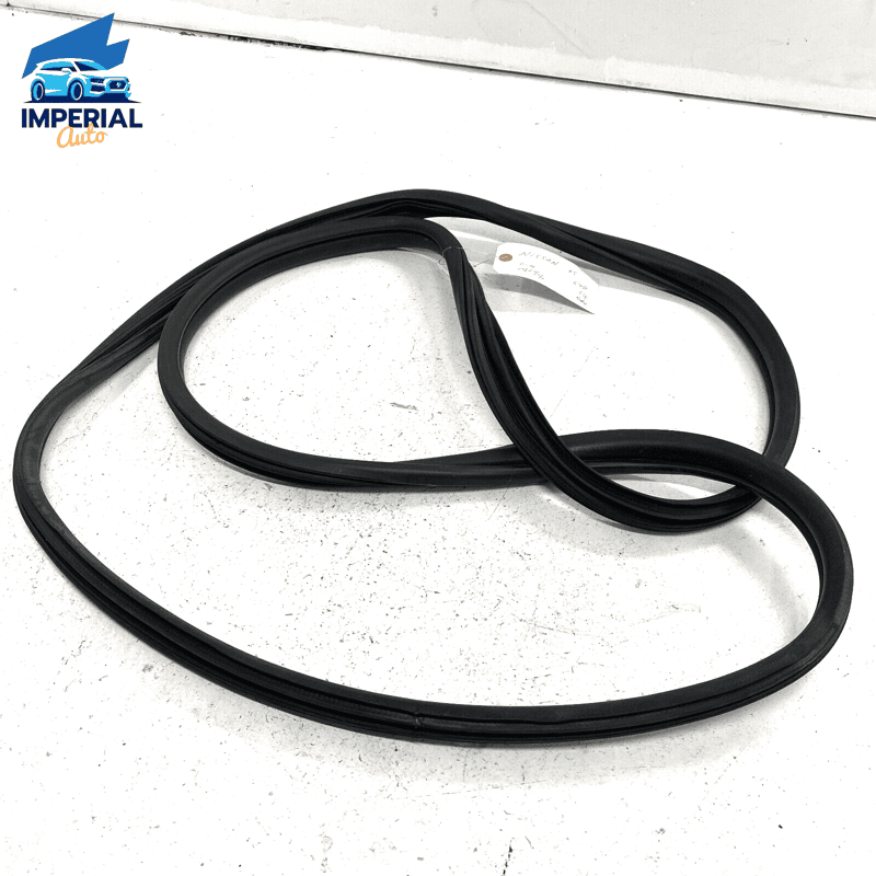 2008-2019 Nissan Xterra Front Right Side On Body Seal Wheatherstrip OEM 