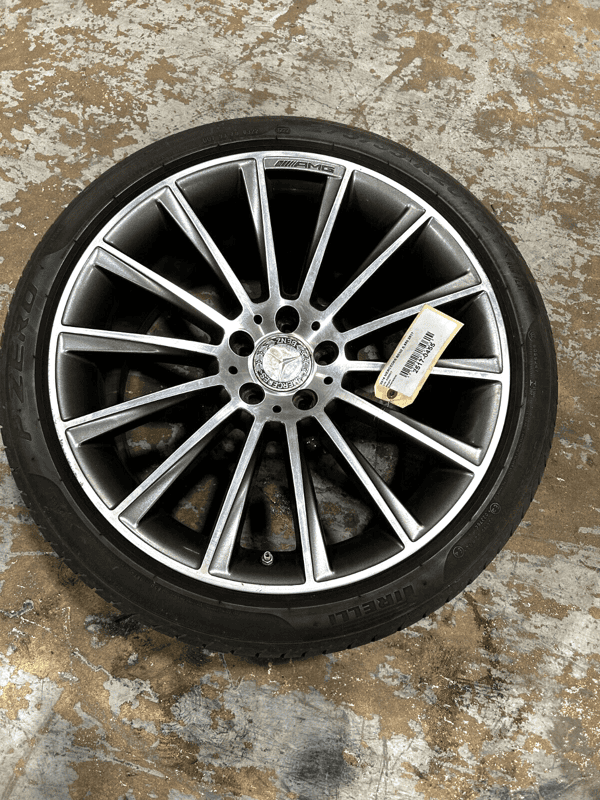 Wheel Rim W/ Tire 275 35 R20 5/112 9.5J ET38 Mercedes-Benz S550 2016-2017 OEM