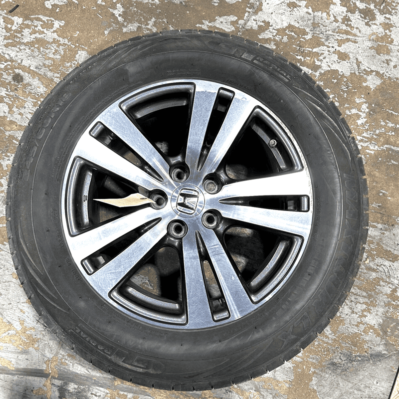 Wheel Rim W/ Tire 245 60 R18 8J Honda Pilot 2016-2018 OEM